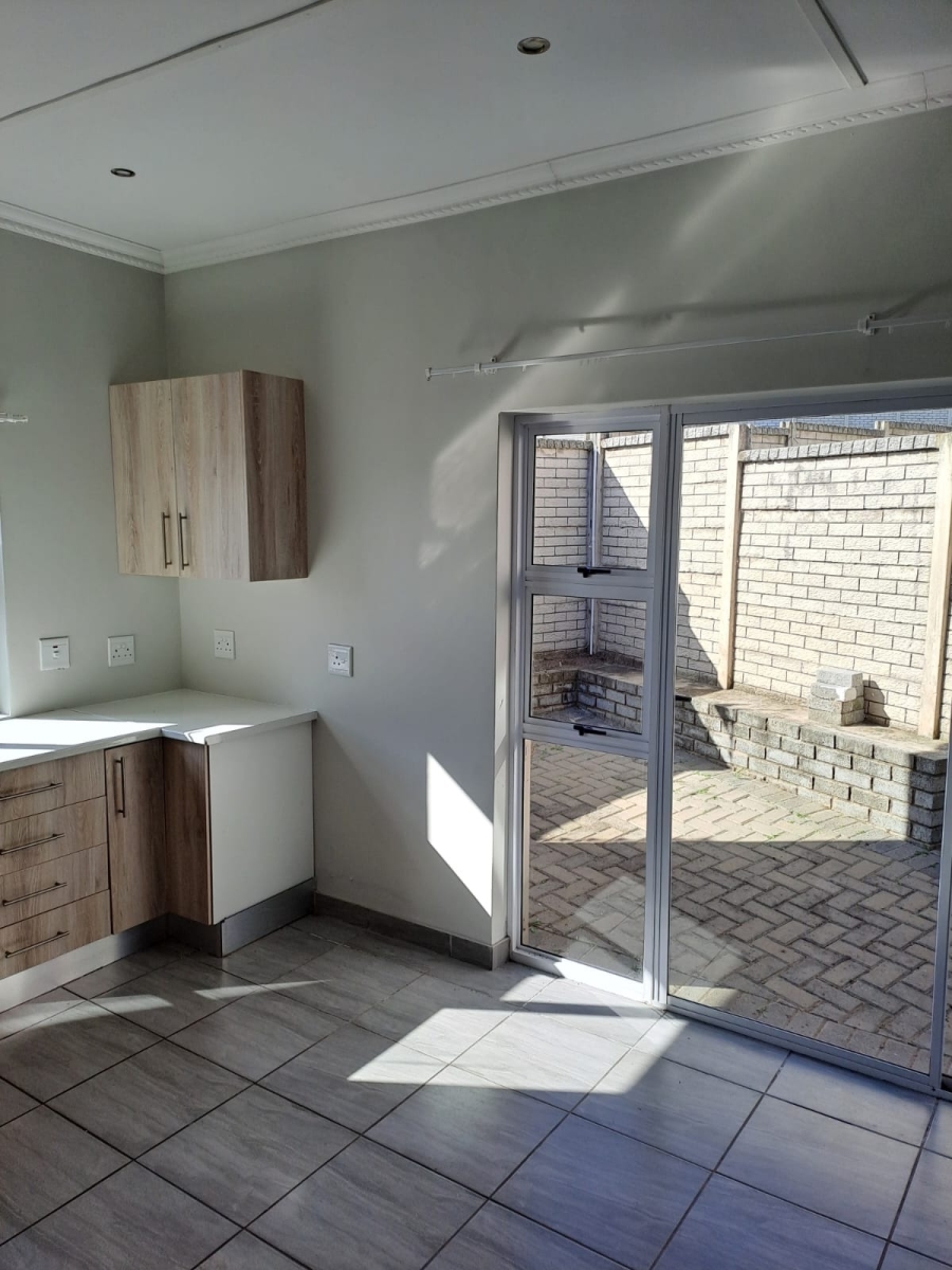 3 Bedroom Property for Sale in Nahoon Valley Park Eastern Cape